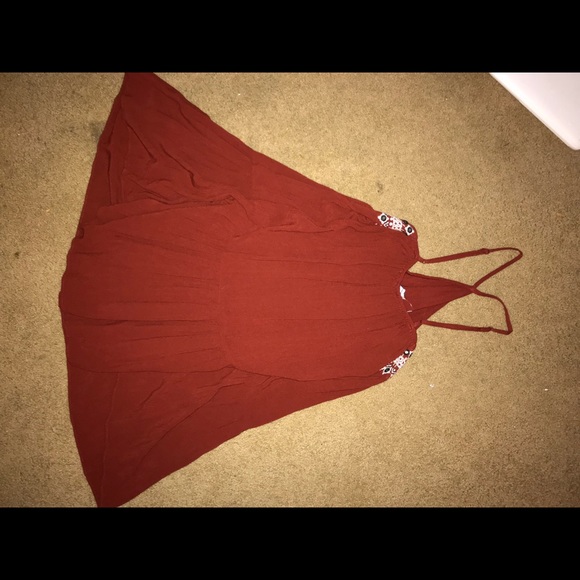 Red Dress - Picture 4 of 4